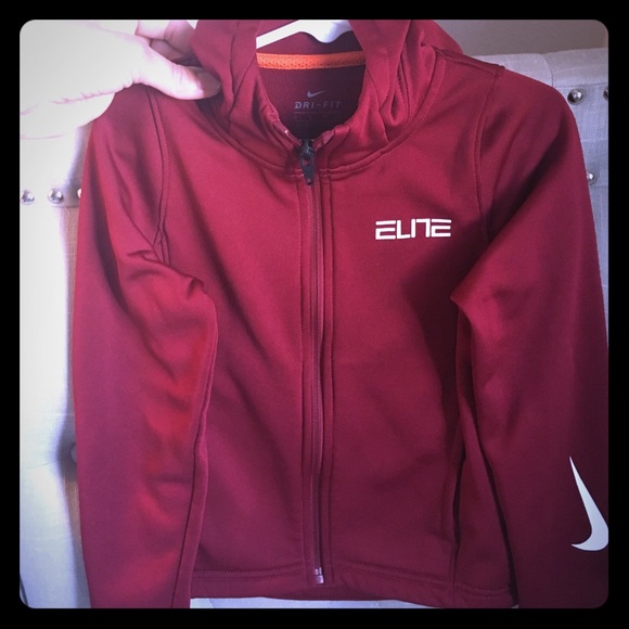 boys nike elite hoodie